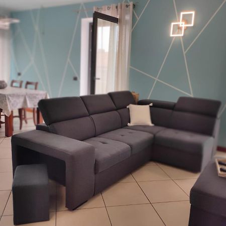 Garda Dreams Apartment Torri Del Benaco Exterior foto