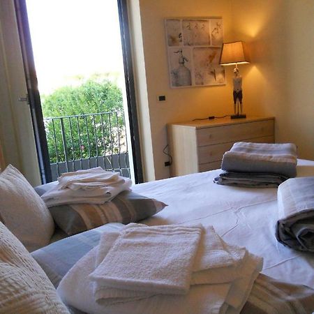 Garda Dreams Apartment Torri Del Benaco Exterior foto
