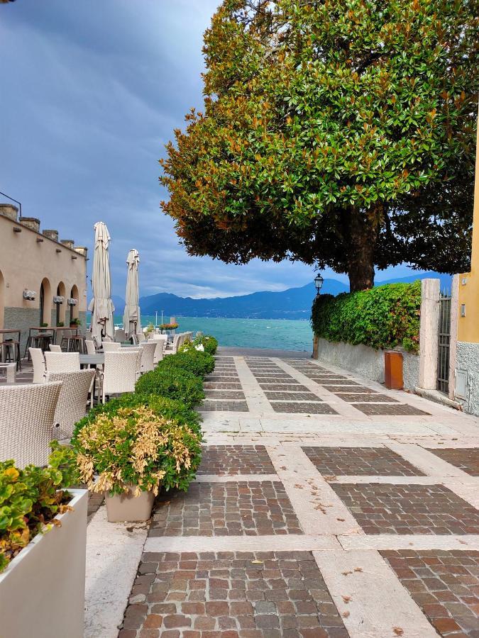 Garda Dreams Apartment Torri Del Benaco Exterior foto