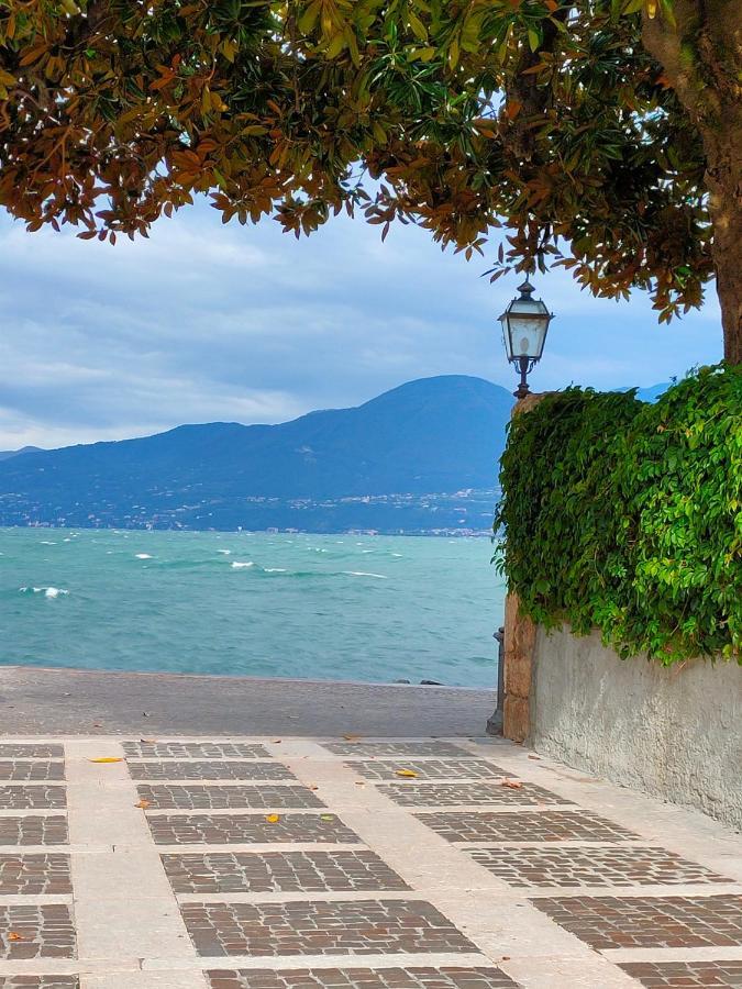 Garda Dreams Apartment Torri Del Benaco Exterior foto