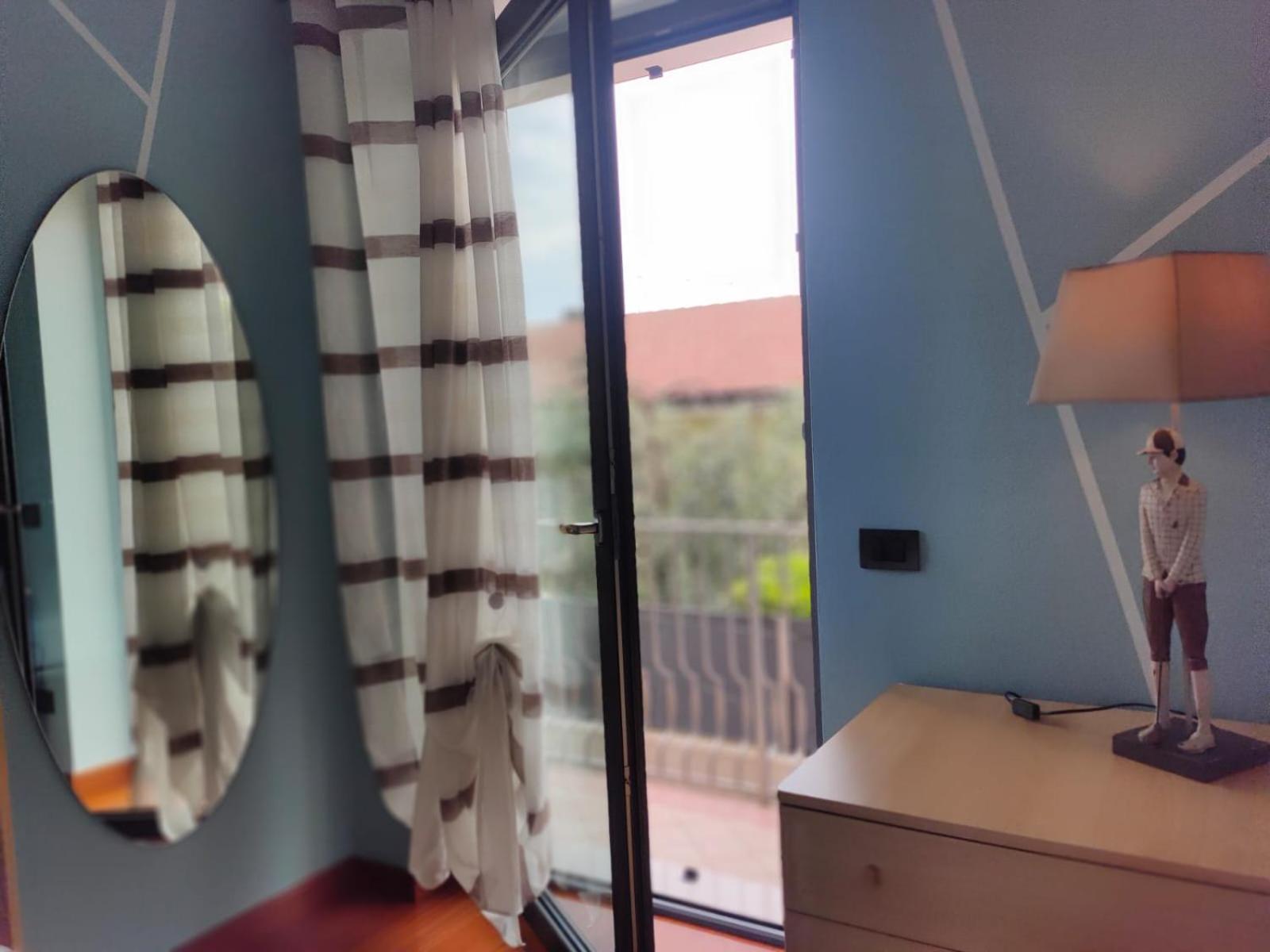 Garda Dreams Apartment Torri Del Benaco Exterior foto